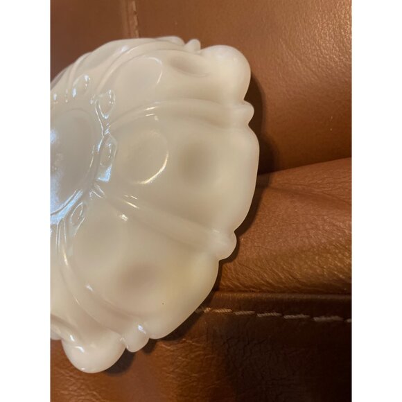 Vintage White Milk Glass Scalloped Bowl With Embossed Floral Design - Decorative - Picture 4 of 8